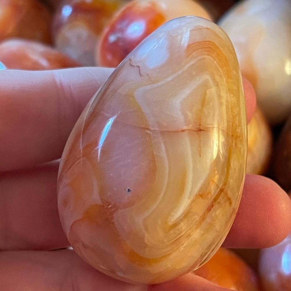 Genuine Carnelian gemstone eggs - Picture 8 of 13